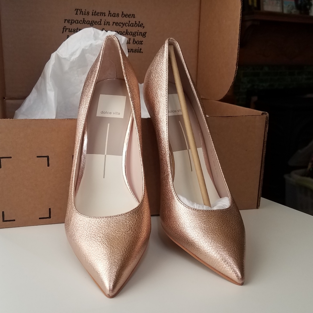 Dolce Vita Women's MIKA Pump, rose gold leather, 8